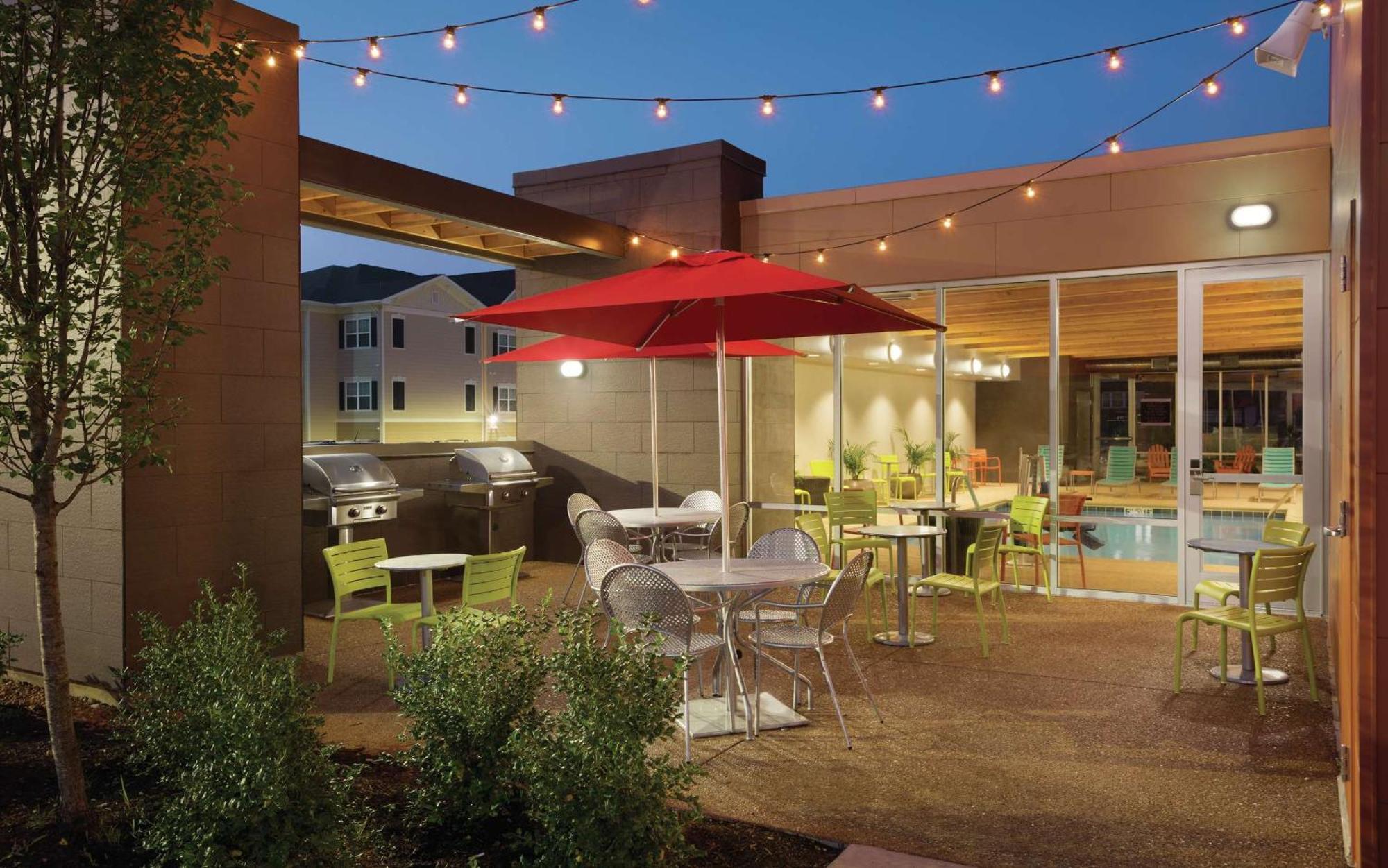 Home2 Suites St. Louis / Forest Park Richmond Heights Exterior foto